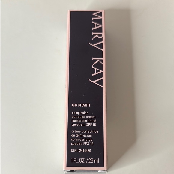 Mary Kay Sun care Skincare - Picture 1 of 4